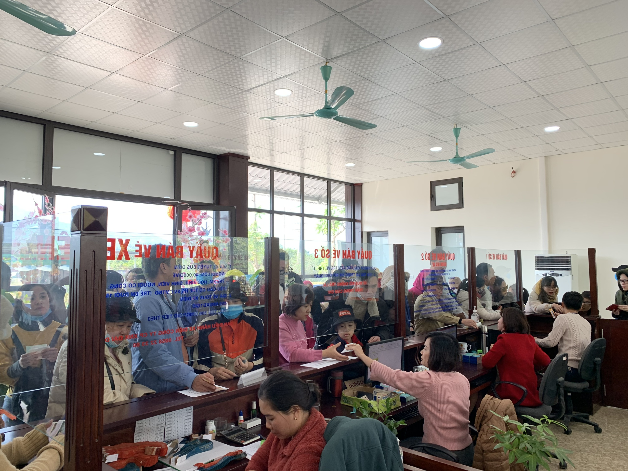Phí tham quan