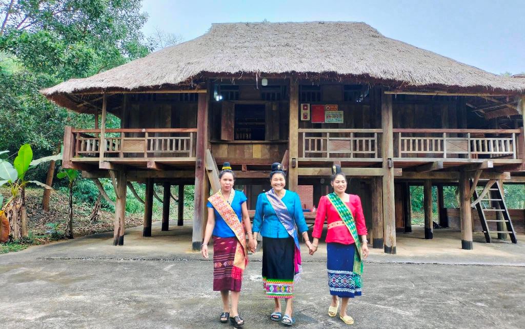 “Ngôi nhà chung” đón thêm đồng bào dân tộc Lào huyện Sốp Cộp, tỉnh Sơn La về hoạt động thường xuyên