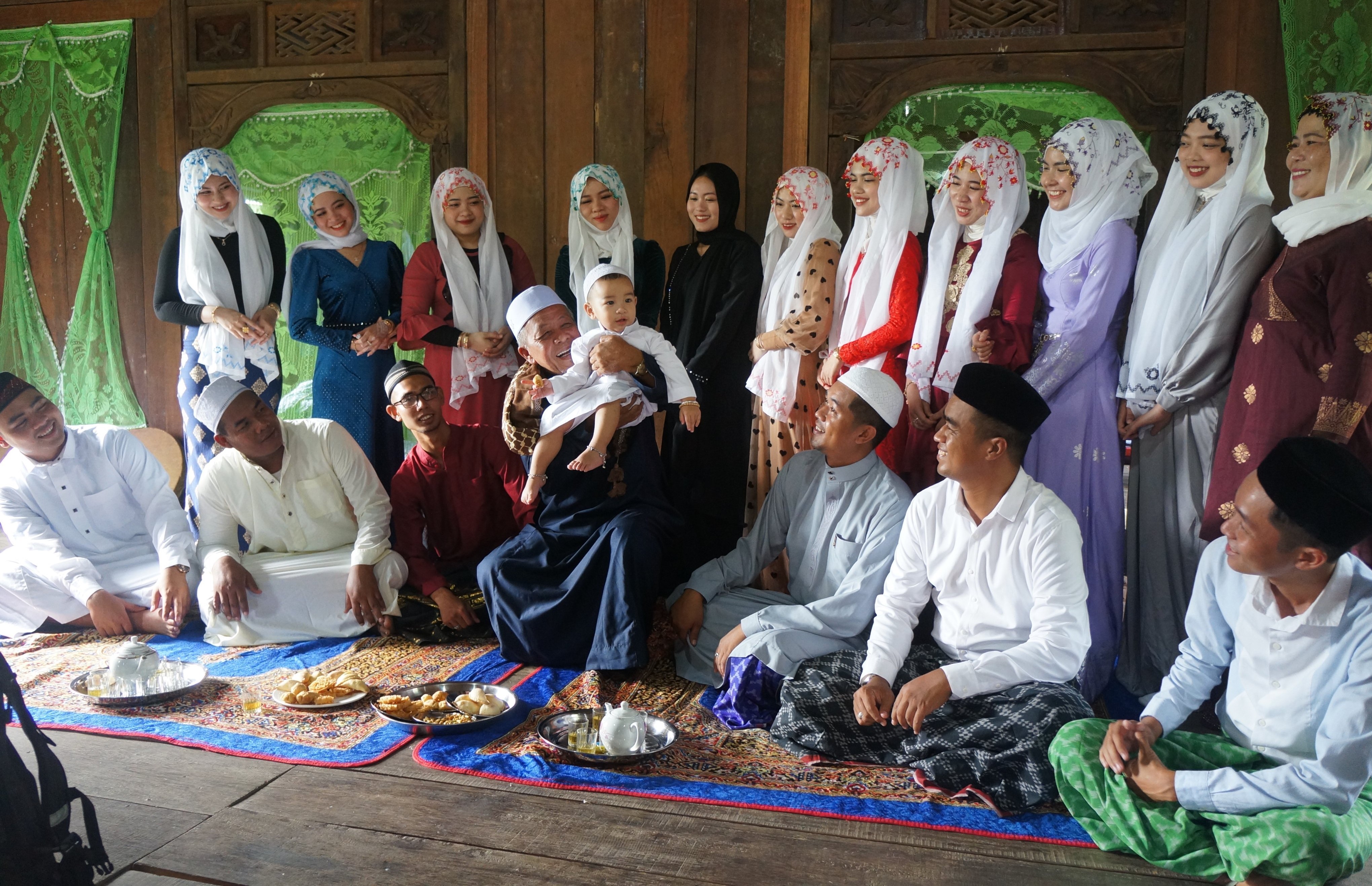 Tái hiện Nghi Lễ cắt tóc và đặt tên cho con của người Chăm Islam