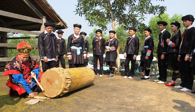 Tái hiện Lễ hội mừng năm mới của dân tộc Giáy