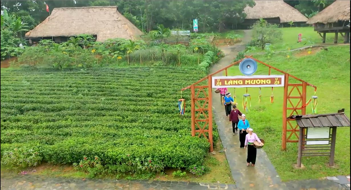 Kiến trúc làng dân tộc Mường tại Làng Văn hóa - Du lịch các dân tộc Việt Nam