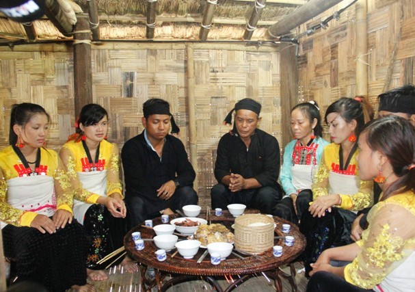 Tái hiện Lễ vào nhà mới của dân tộc Mảng