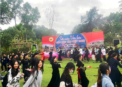 Chương trình quảng bá văn hoá dân tộc đặc sắc của dân tộc Tày, Nùng tại “Ngôi Nhà chung”