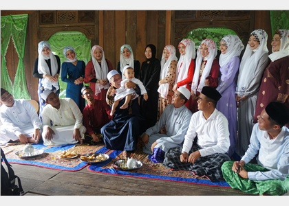 Tái hiện Nghi Lễ cắt tóc và đặt tên cho con của người Chăm Islam