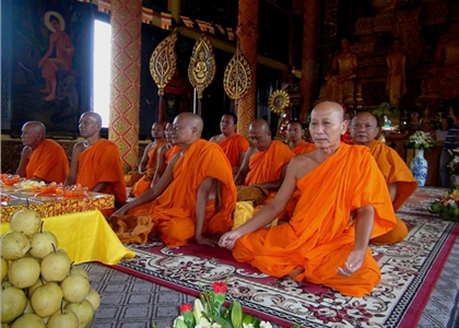 Đến “Làng” tham dự Lễ Sen Dolta của đồng bào Khmer