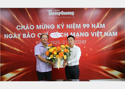 Ban Quản lý chúc mừng các cơ quan thông tấn báo chí nhân kỷ niệm 99 năm Ngày Báo chí Cách mạng Việt Nam