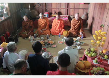 Đồng bào Khmer thực hiện Lễ trai tăng tại “Ngôi nhà chung”