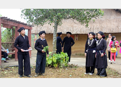 Tái hiện Tết Khu Cù Tê dân tộc La Chí tại “Làng”