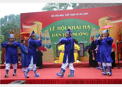 Tái hiện Lễ hội Khai hạ của dân tộc Mường tại “Ngôi nhà chung”