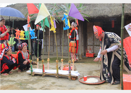 Lễ mừng thọ của người Dao đỏ