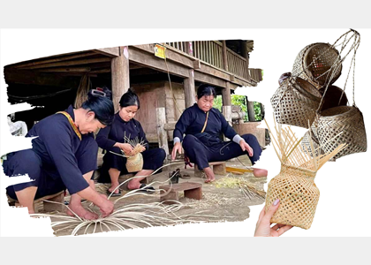 Nét đẹp nghề đan lát truyền thống được đồng bào Tày giới thiệu tại Làng Văn hóa - Du lịch các dân tộc Việt Nam