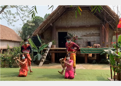Điệu múa gáo dừa của dân tộc Khmer