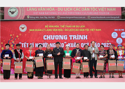 Ban Quản lý tổ chức Chương trình “Tết vì người nghèo” năm 2023